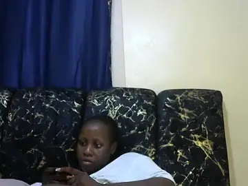 Tylla69  live sex cam