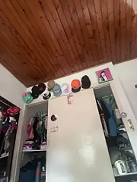 Lilasun17  live sex cam