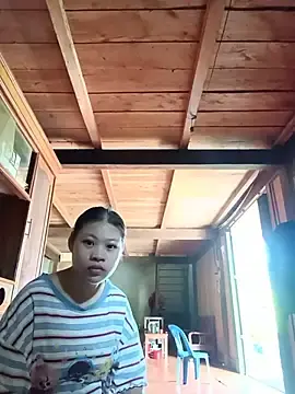 Play-squirt  live sex cam