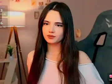Serenenov  live sex cam