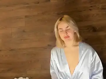 AmmyLuu  live sex cam
