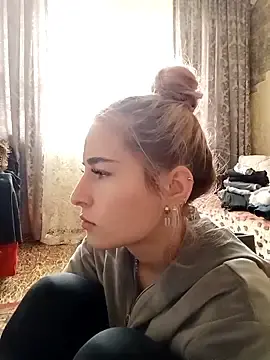 Dlyara  live sex cam