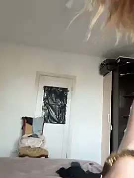 Sweet__Milly  live sex cam