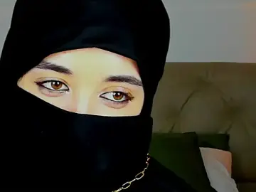 Yasmin_e  live sex cam