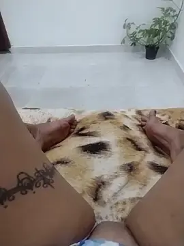 Morenatutti2p  live sex cam