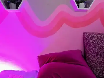 Sensual_fer  live sex cam