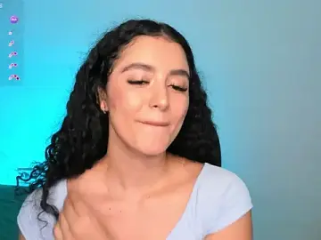 Kathiaa-lee  live sex cam