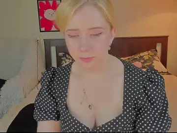 Lav_Tender  live sex cam