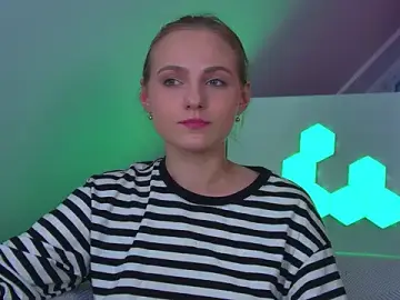 MelissaMelrey  live sex cam