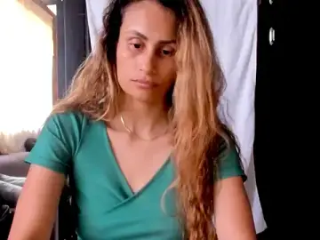 Coralcarter1  live sex cam