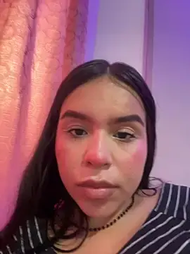 Rubby_grundy  live sex cam