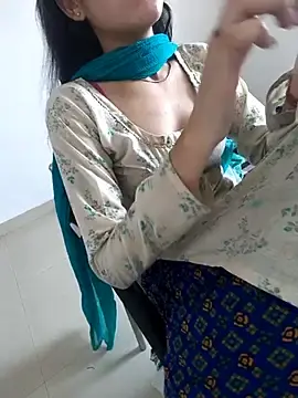 Zoya_baby_  live sex cam