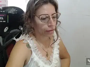 Chayla_Ruiz  live sex cam