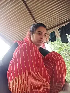 Cut_pooja825  live sex cam