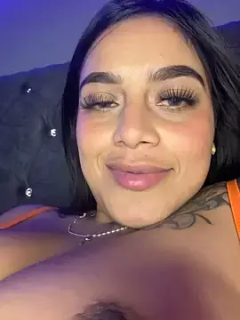 Emily_sharlot  live sex cam