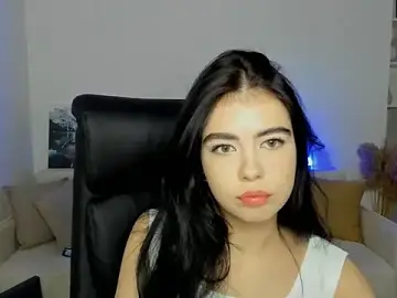 EvilaHoene  live sex cam