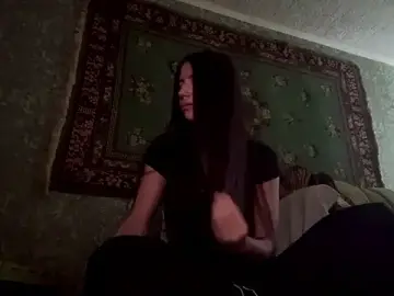 LindsayBartrop  live sex cam