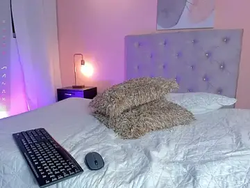 Brianathompson  live sex cam