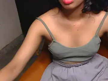 Hii-tanisa  live sex cam