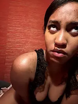 Luvforlola  live sex cam