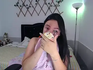 Naughty_girl_4u  live sex cam