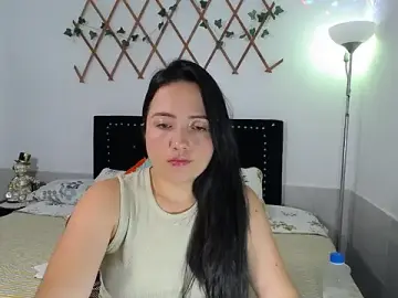 Naughty_girl_4u  live sex cam