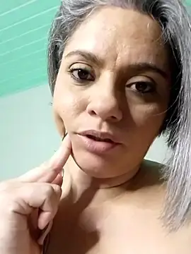 SexysubMila  live sex cam