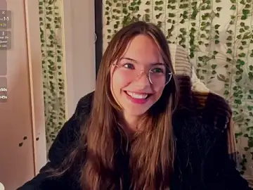 Kirathegreat  live sex cam