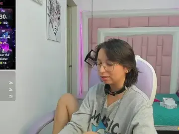 Klaret_Toy  live sex cam