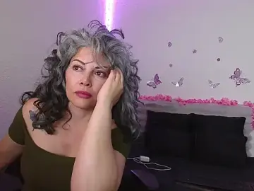Victoria_Lover  live sex cam