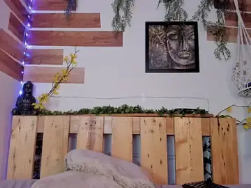 Llanna_  live sex cam