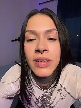DommeLola  live sex cam