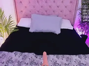 MelanieMiller_  live sex cam