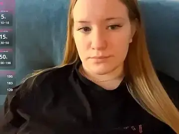PandaFluff  live sex cam