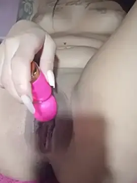 Penelope4i20  live sex cam
