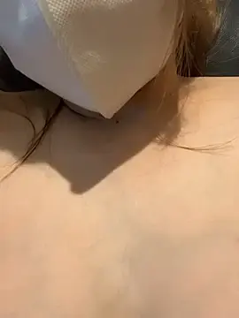 Aim_chan  live sex cam