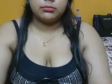 Bold-isha  live sex cam