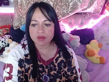 Martina_bk  live sex cam