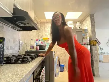 Bustykeyla  live sex cam