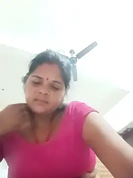 Hot_heer62  live sex cam