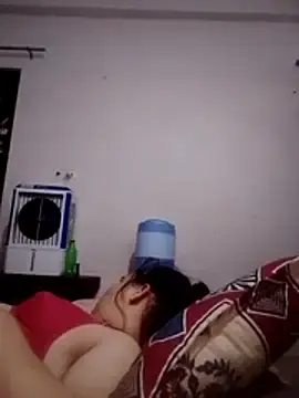 Hott_rekha  live sex cam