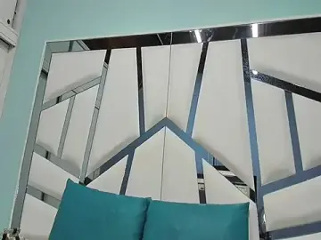 LunaHott1  live sex cam