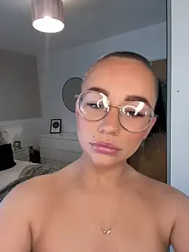 MissPixieRae  live sex cam