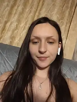 NaughtYHomemadE  live sex cam