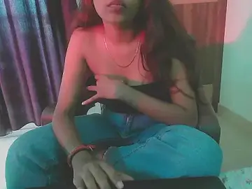 Officialsalini  live sex cam