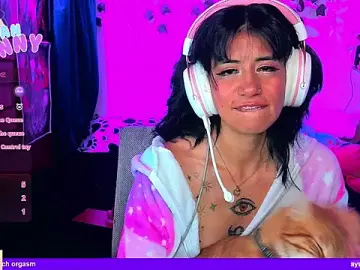 Roxanbunny1  live sex cam