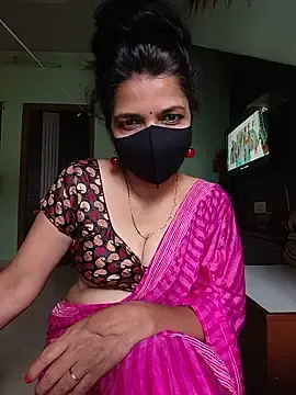 Shuttii_25  live sex cam