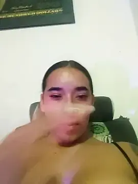 Valenn_fernandez  live sex cam