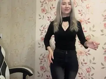 WhitePowerGirl  live sex cam