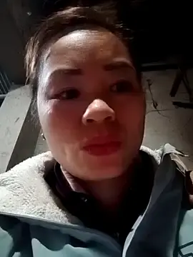 Honey-kis  live sex cam